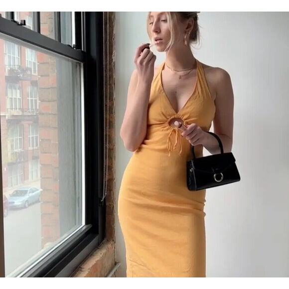 Zara Mustard Yellow Halter V-Neck Sun Dress O-Ring Cutout Front Open Back Small - Picture 2 of 15